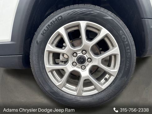 Used 2025 Jeep Compass Limited AWD/4WD image 23