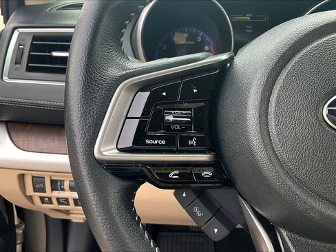 Used 2018 Subaru Outback 2.5i Limited image 22