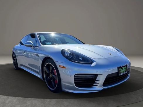 Used 2016 Porsche Panamera GTS image 4