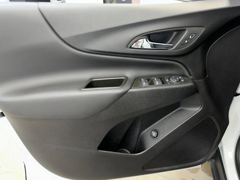 Certified 2024 Chevrolet Equinox LT image 4