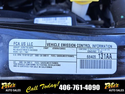 Used 2018 Dodge Grand Caravan SE w/ UConnect Hands-Free Group image 25