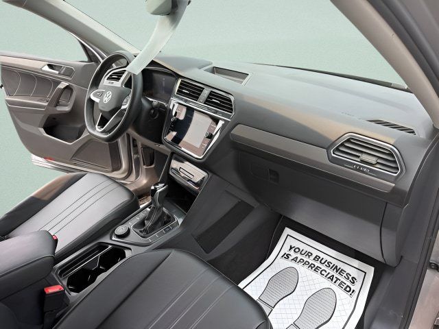 Certified 2023 Volkswagen Tiguan SE AWD/4WD image 31