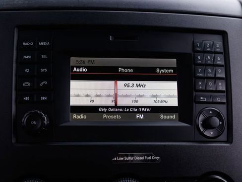 Used 2018 Mercedes-Benz Sprinter 2500 image 31