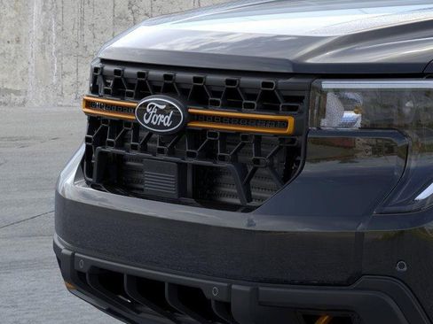 New 2025 Ford Maverick Tremor image 18