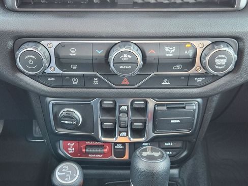 New 2026 Jeep Wrangler Unlimited Sport image 15