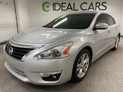 Used 2015 Nissan Altima 2.5 SV w/ Convenience Package