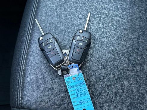 Used 2021 Ford Transit Connect XL FWD image 32
