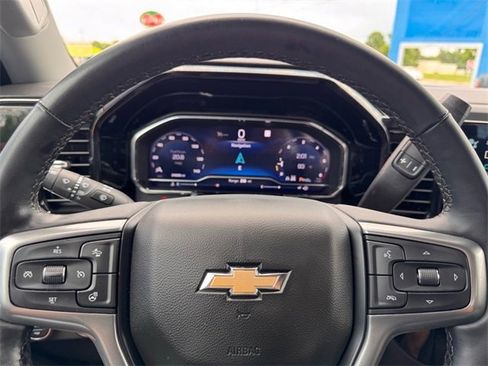 Used 2023 Chevrolet Silverado 1500 LT image 14
