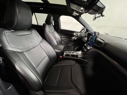 Used 2022 Ford Explorer ST w/ Equipment Group 401A image 28