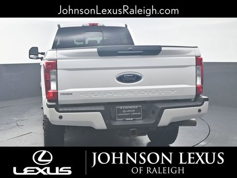 Used 2019 Ford F250 Lariat w/ Lariat Ultimate Package image 8