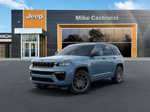 New 2026 Jeep Grand Cherokee Summit w/ Obsidian Package AWD/4WD image 2