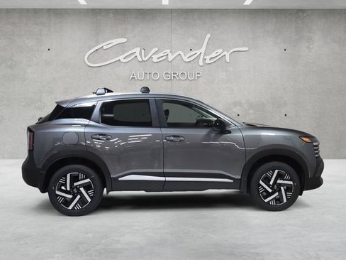 New 2026 Nissan Kicks SV FWD image 17