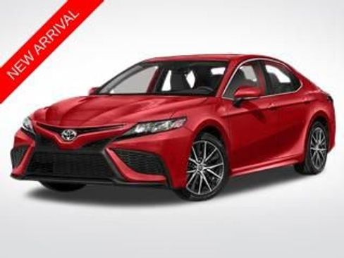 Used 2023 Toyota Camry SE AWD/4WD image 1