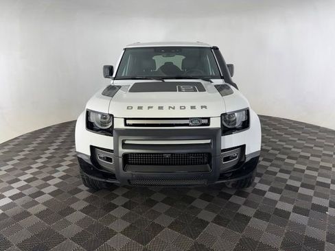 Used 2022 Land Rover Defender 110 X-Dynamic HSE AWD/4WD image 2