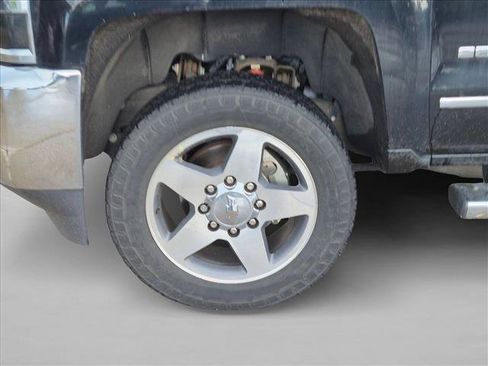 Used 2018 Chevrolet Silverado 2500 LTZ w/ Duramax Plus Package AWD/4WD image 9