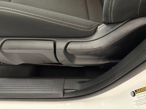 Used 2023 Nissan Rogue S image 26