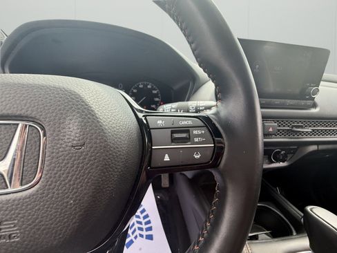 Used 2025 Honda HR-V Sport image 19