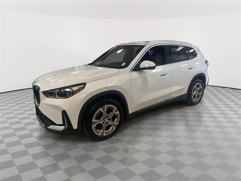Used 2023 BMW X1 xDrive28i image 6