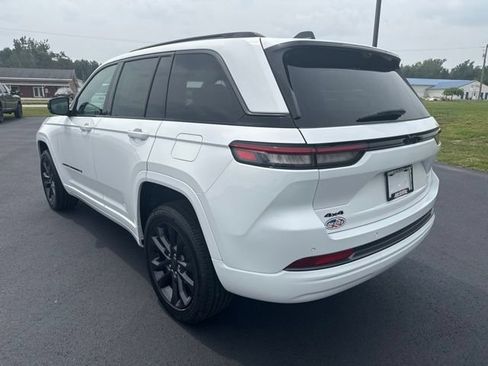 New 2026 Jeep Grand Cherokee Limited AWD/4WD image 3