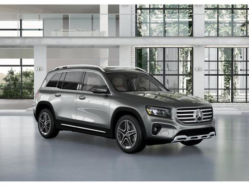 Used 2026 Mercedes-Benz GLB 250 image 11