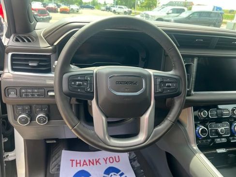 Used 2024 GMC Yukon Denali AWD/4WD image 12