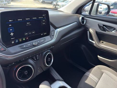 New 2025 Chevrolet Blazer LT AWD/4WD image 21