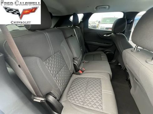 Used 2019 Chevrolet Blazer LT FWD image 32