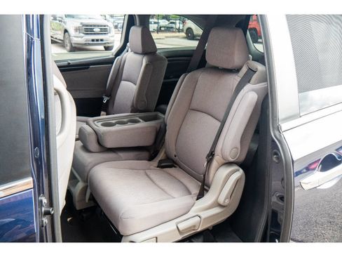 Used 2021 Honda Odyssey EX image 16