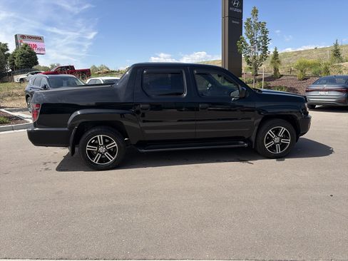 Used 2014 Honda Ridgeline Sport image 9