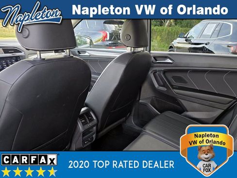 Used 2022 Volkswagen Tiguan SE image 31
