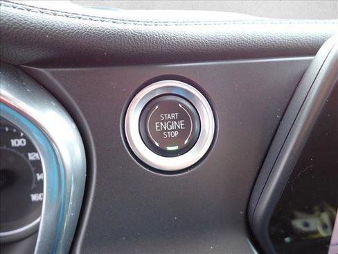 Used 2021 Chevrolet Blazer LT image 23