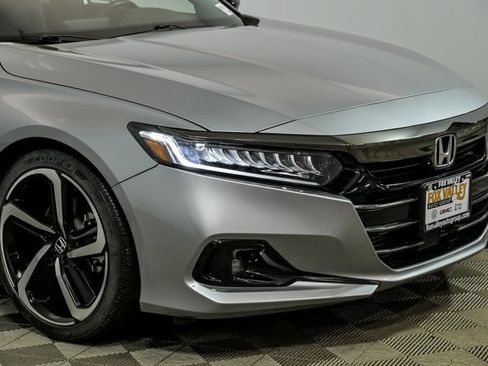Used 2022 Honda Accord Sport image 2