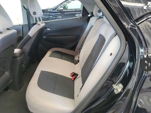 Used 2018 Chevrolet Bolt LT FWD image 6