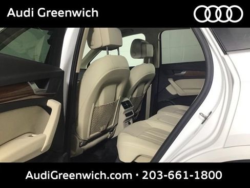 Used 2023 Audi Q5 2.0T Premium w/ Convenience Package AWD/4WD image 22