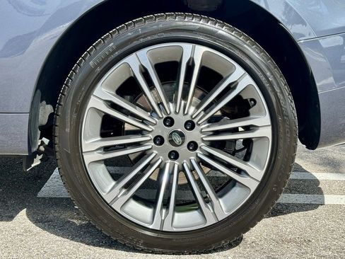 Used 2023 Land Rover Range Rover Sport SE Dynamic image 16