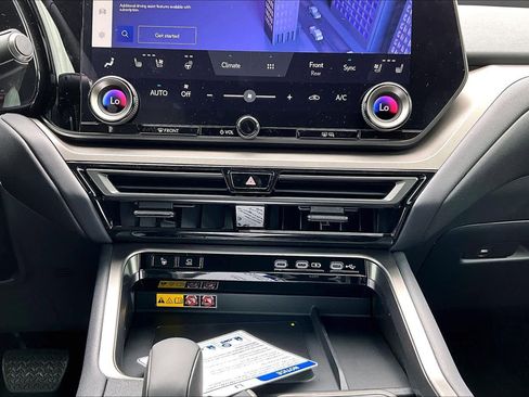 New 2026 Lexus TX 350 AWD image 19