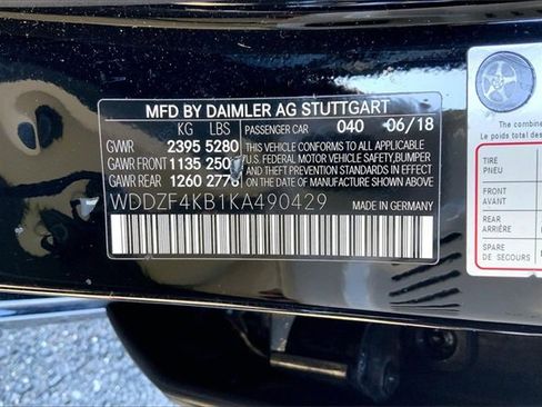 Used 2019 Mercedes-Benz E 300 4MATIC image 4