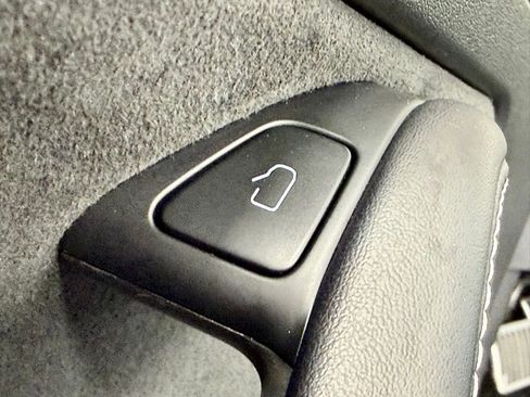 Used 2023 Tesla Model 3 Standard Range image 20