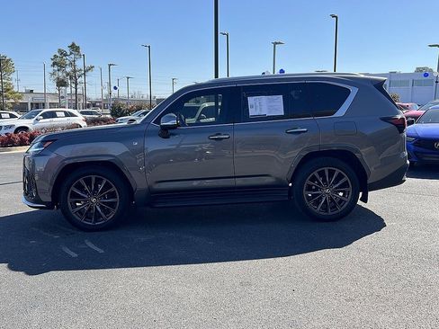 Used 2024 Lexus LX 600 F Sport image 6