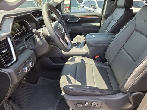 New 2025 GMC Sierra 2500 Denali w/ Denali Reserve Package image 6