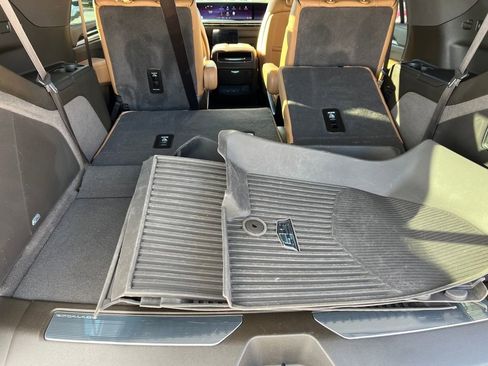 Certified 2025 Cadillac Escalade Premium Luxury w/ Touring Package image 23