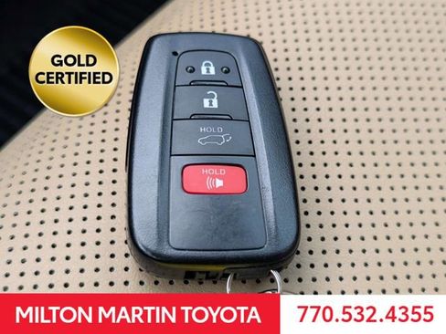 Used 2023 Toyota RAV4 Limited image 30