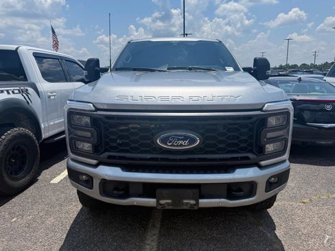 Used 2024 Ford F350 Lariat w/ Lariat Ultimate Package AWD/4WD image 2