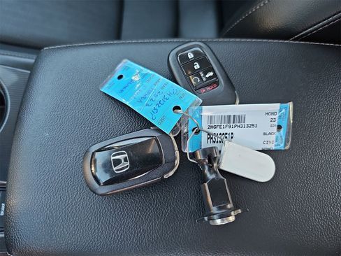 Used 2023 Honda Civic Touring image 41