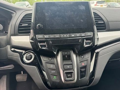 Used 2024 Honda Odyssey Touring image 16
