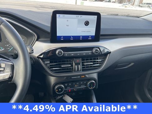 Used 2022 Ford Escape SE w/ Cold Weather Package image 19