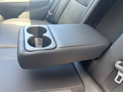 New 2023 Nissan Ariya EVOLVE+ image 14