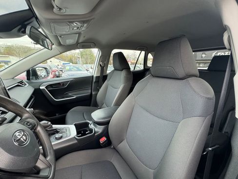 Used 2025 Toyota RAV4 LE image 20