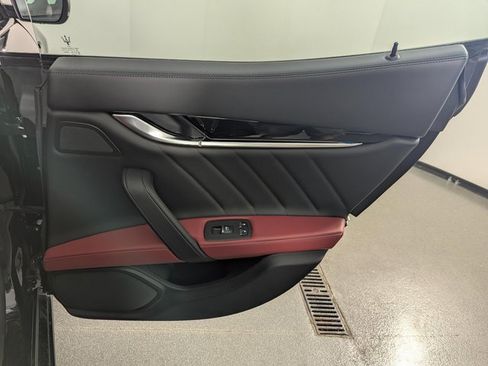 Used 2022 Maserati Ghibli Modena Q4 image 20