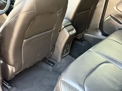 Used 2017 Chevrolet Cruze Premier FWD image 25